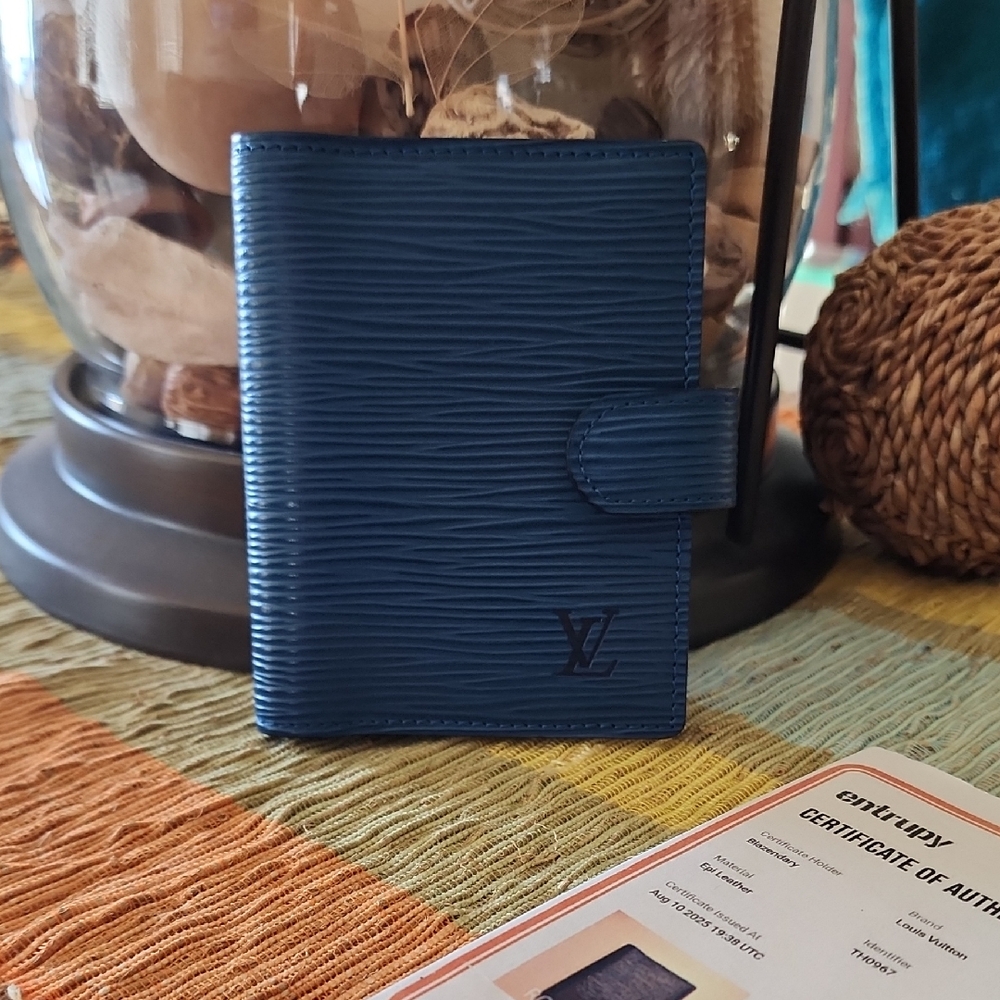 Louis Vuitton Blue Epi Card Holder
